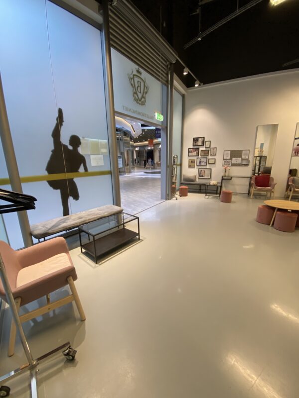 Foyer til balletskolen i City2 i Taastrup ved Høje Taastrup station